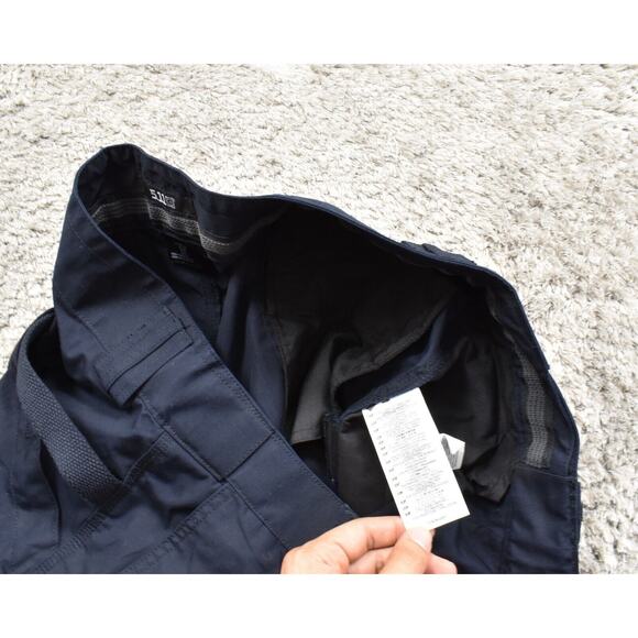 5.11 Tactical Men's Size 42x30 Cargo Multipocket Carpenter Blue Polyester - Picture 8 of 8